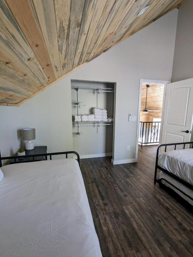 Hillside Hangout 3Bd/2Ba, Elevated Deck Sunsets باينتوب ليكسايد المظهر الخارجي الصورة